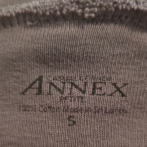 Casual Corner Lavender V-Neck Long Sleeve Tee Size Small Petite - Picture 2 of 4